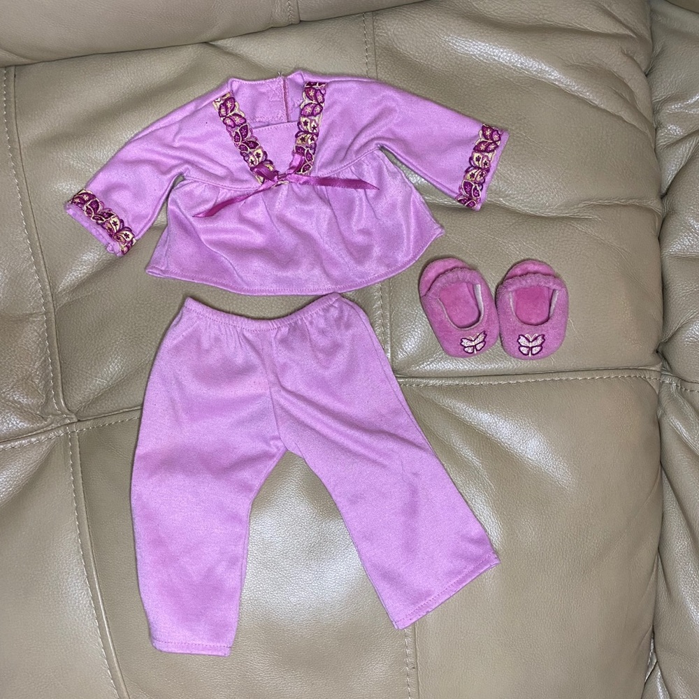 Julie Albright American Girl Doll - Picture 2 of 9